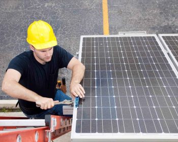 imgi_214_Solar-operations-Maintenance-supporting-July-Blog-1